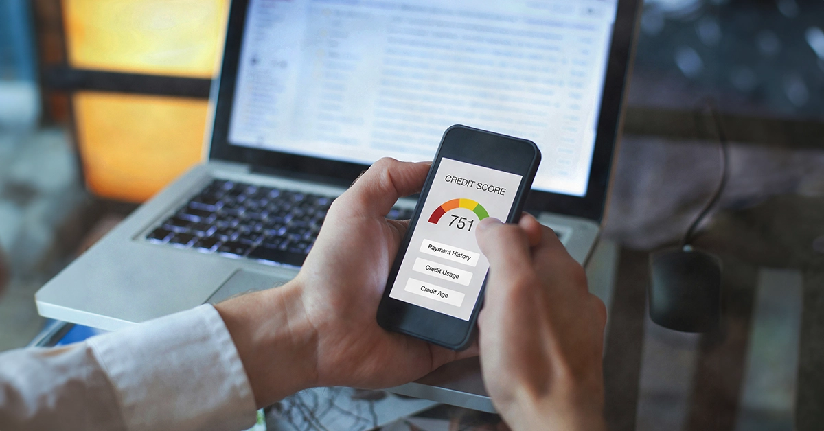 Closing Clothing Accounts and Your Credit Score
